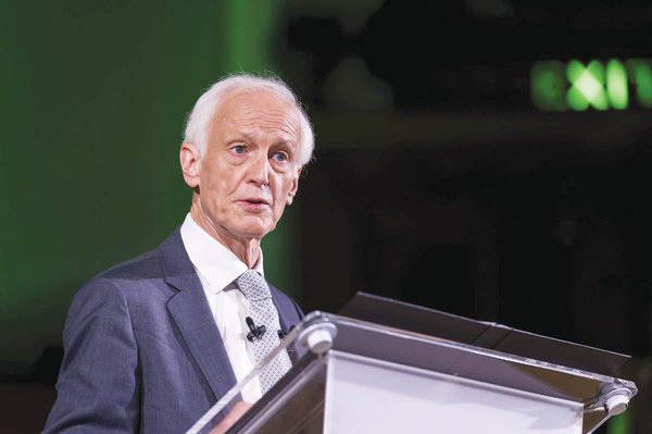 Sir Brian Langstaff11.jpg