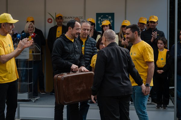 15.4. ΠΟΡΕΙΑ 2.jpg
