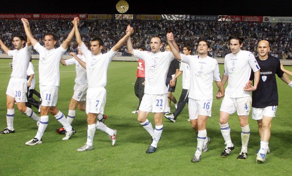 ΑΝΟ - ΤΡΑΠΕΖΟΥΝΤΑ 5.jpg