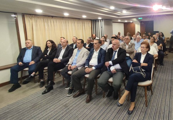 ΑΠΟΨΗ ΤΟΥ ΑΚΡΟΑΤΗΡΙΟΥ.jpg