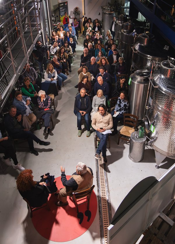 AT6A8958 - κοσμος.jpg