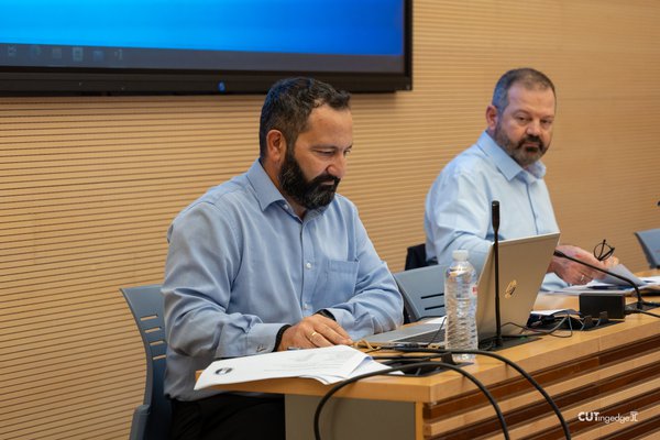 D4200667 CUTing Edge (1).jpg