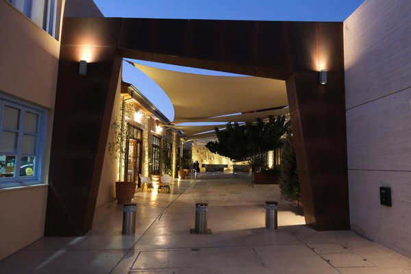 Χάνι Ιμπραήμ_Πάφος1.jpg