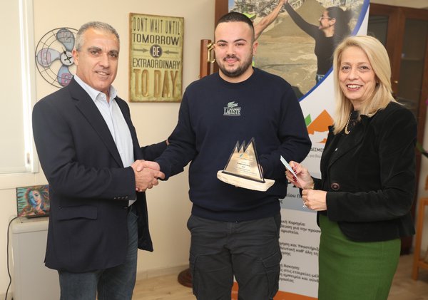 ΛΑΤΟΜΕΙΑ 2.jpeg