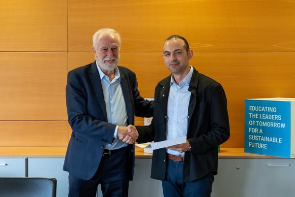 ΠΕΤΡΟΛΙΝΑ 2.jpg